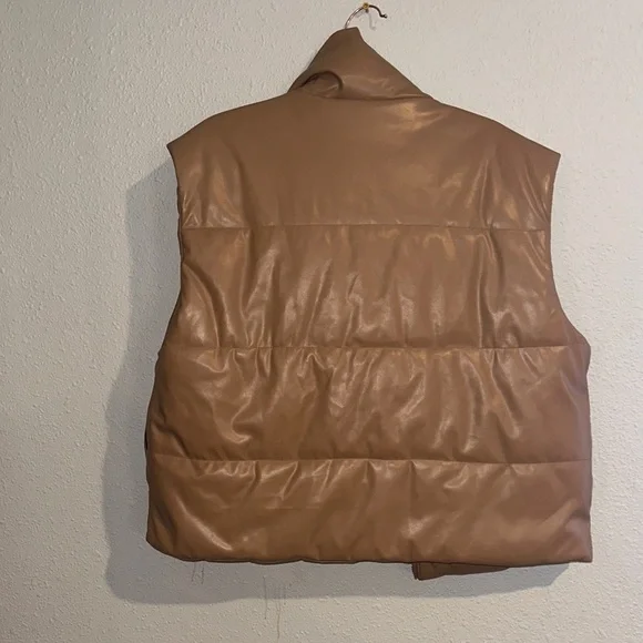 Entro Brown Puffer Vest - Picture 6 of 10
